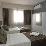 White Crown Ve Yasam Merkezi Appart hôtel Istambul