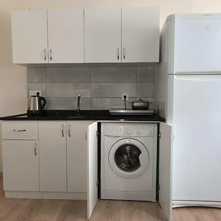 Apartmanhotel White Crown Ve Yasam Merkezi