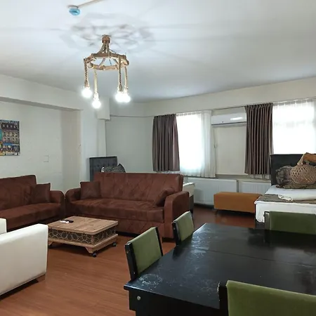 White Crown Ve Yasam Merkezi 3*