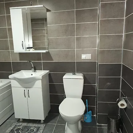 White Crown Ve Yasam Merkezi 3*