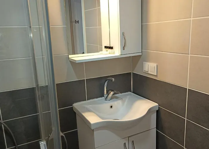 White Crown Ve Yasam Merkezi 3*