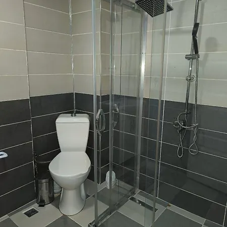 Aparthotel White Crown Ve Yasam Merkezi Istanboel