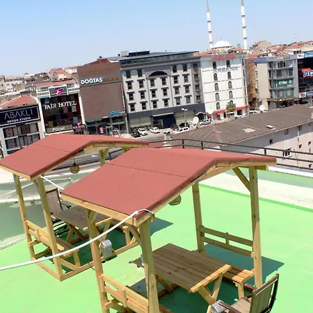 Aparthotel White Crown Ve Yasam Merkezi