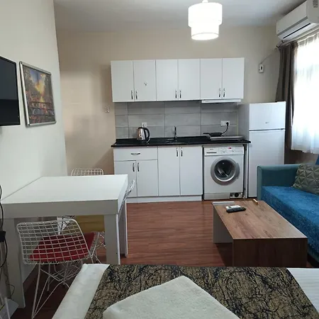 White Crown Ve Yasam Merkezi 3*