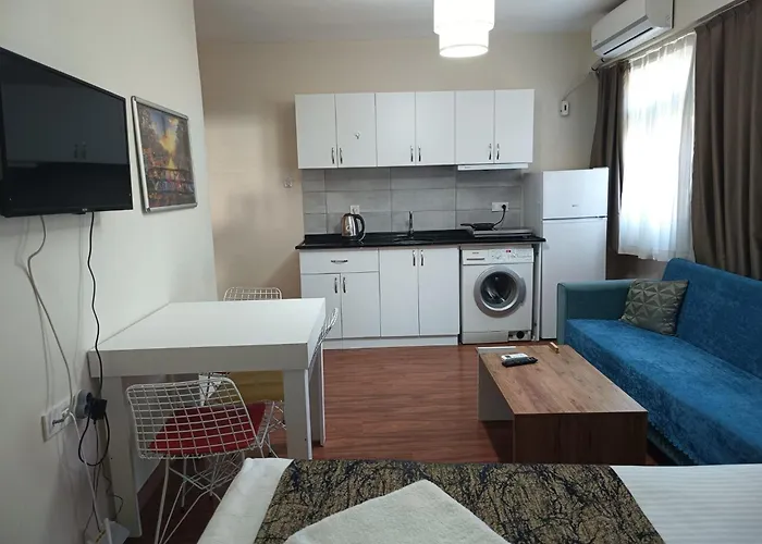 White Crown Ve Yasam Merkezi 3*